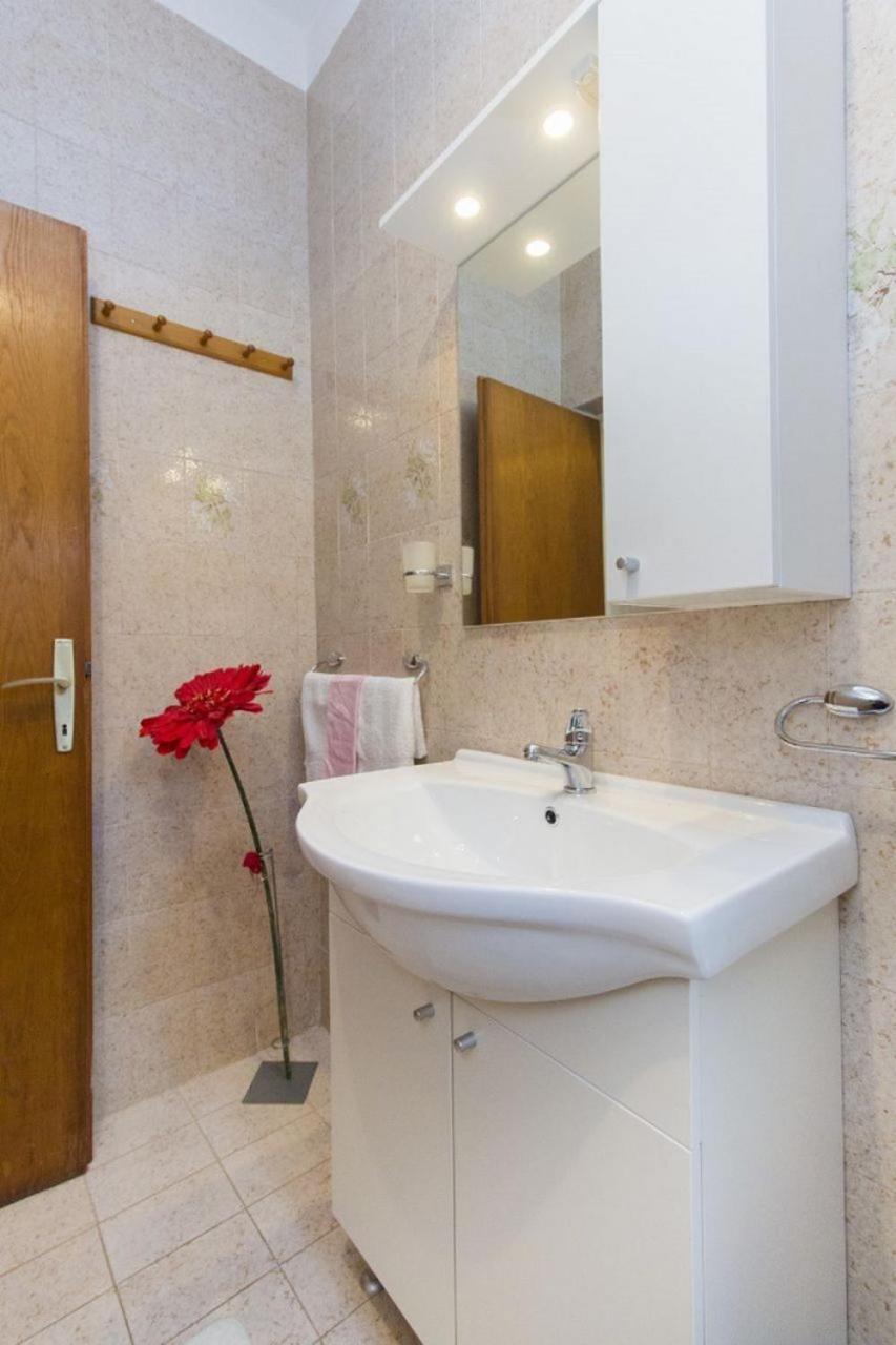Apartments Vince Primosten Ngoại thất bức ảnh